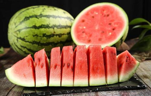 吃瓜会不会变白,吃瓜也能美白？揭秘瓜果中的美白秘密