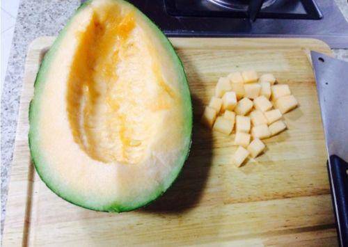 兔子吃哈密瓜行吗怎么吃,揭秘最佳食用方法