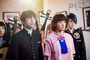 闪光少女吃瓜群众,揭秘网络吃瓜群众的狂欢盛宴